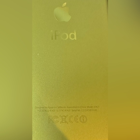 Apple IPod touch - 5th generation A1421💗- great condition - Picture 7 of 8